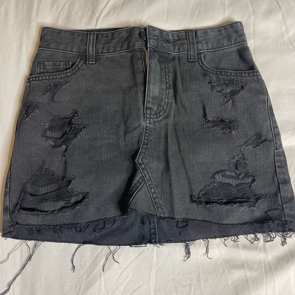 Hollister high-rise black denim skirt size 0